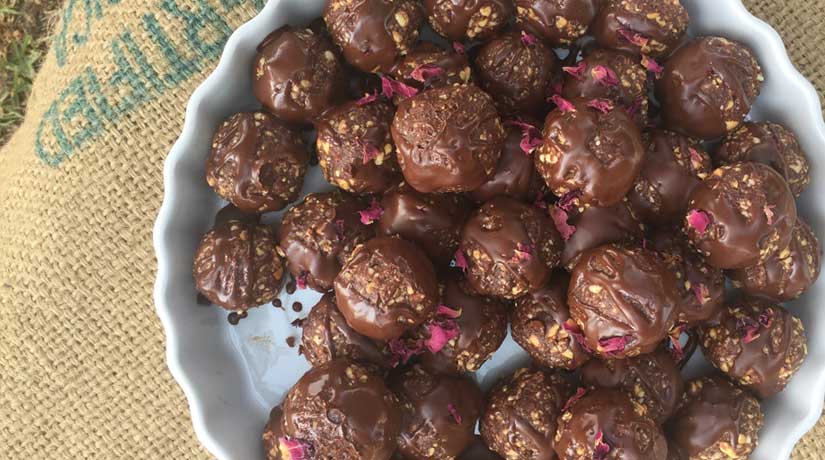Snickers Bliss Balls
