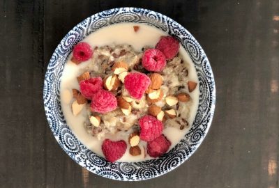 Cinnamon & Vanilla Oat Porridge | Affordable Wholefoods